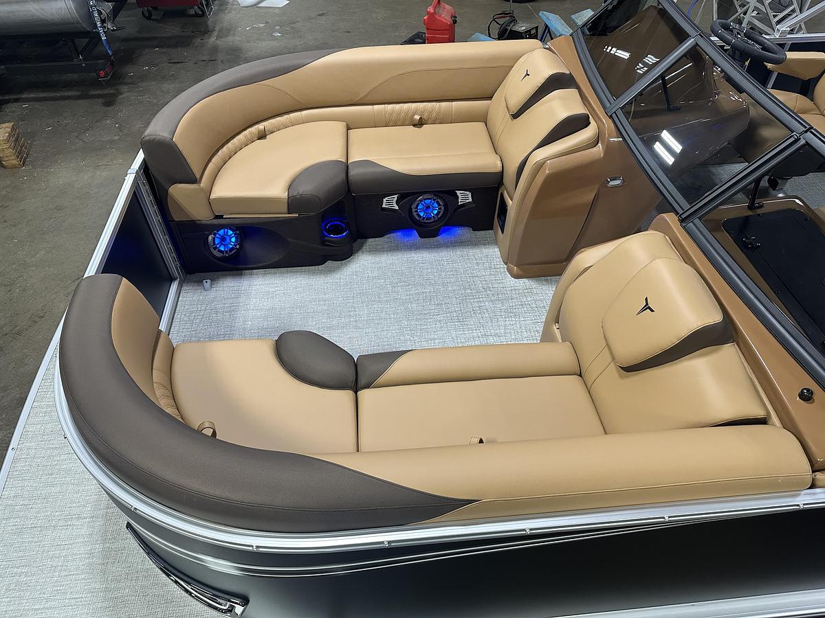 2025 Tahoe Pontoons LTZ 2385 Swingback (VRB) Windshield Tritoon & Honda 4-Stroke EFI