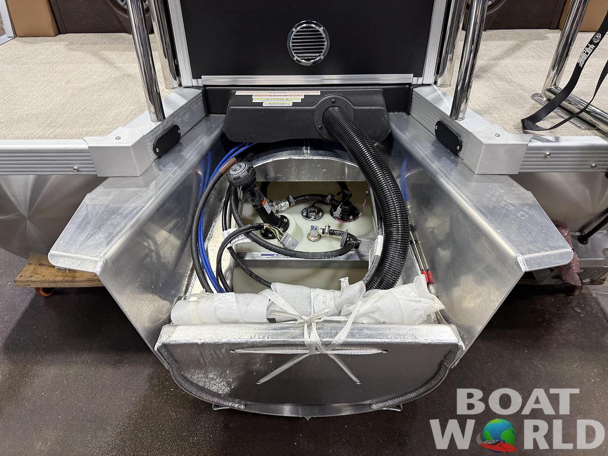 2026 Tahoe Pontoons LTZ 2385 Quad Lounge Shift SS Tritoon 