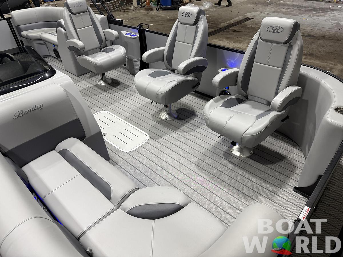 Used 2026 Bentley Pontoons Legacy 223 DL Quad Lounge Tritoon & 250HP