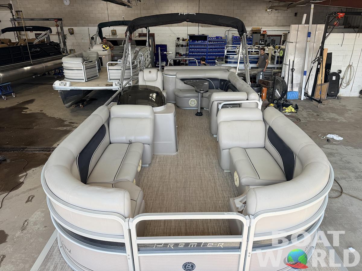 Used 2007 Premier 210 Legend