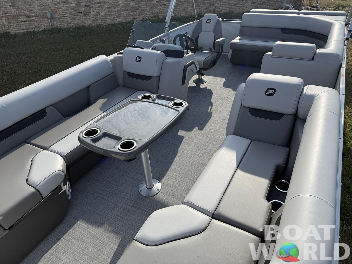 2026 Princecraft Vectra 21 Cruise Lounge Pontoon & Mercury 4-Stroke EFI