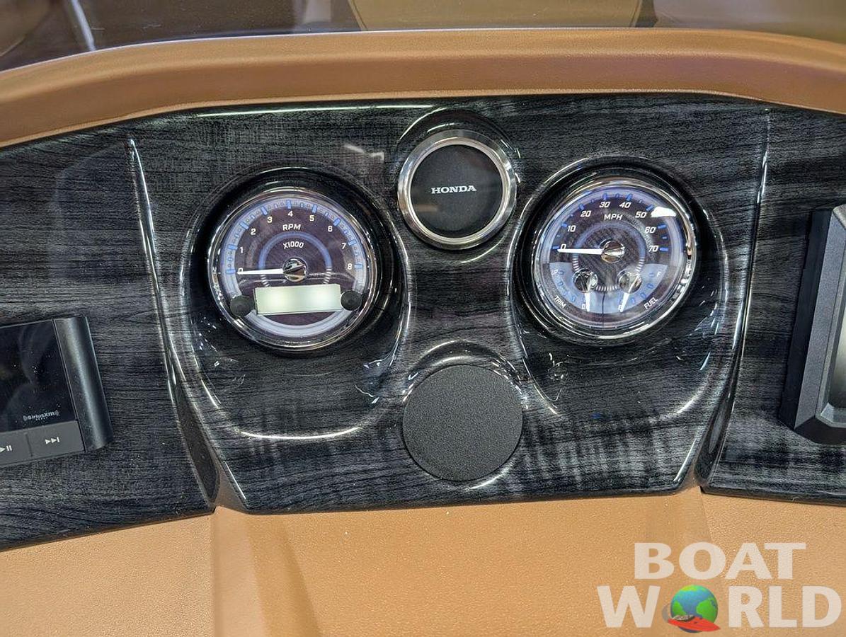 2026 Tahoe LTZ 300HP QLS 2385 Tritoon $69,995