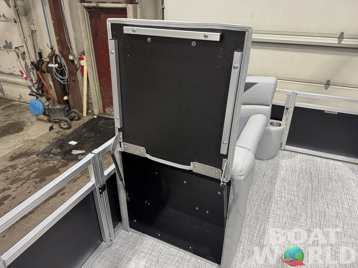 2026 Tahoe Pontoons Sport 2185 Swingback (VRB)