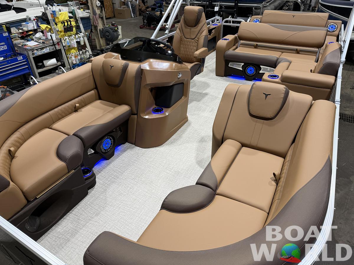 2026 Tahoe Pontoons LTZ 2385 Swingback (VRL) Tritoon