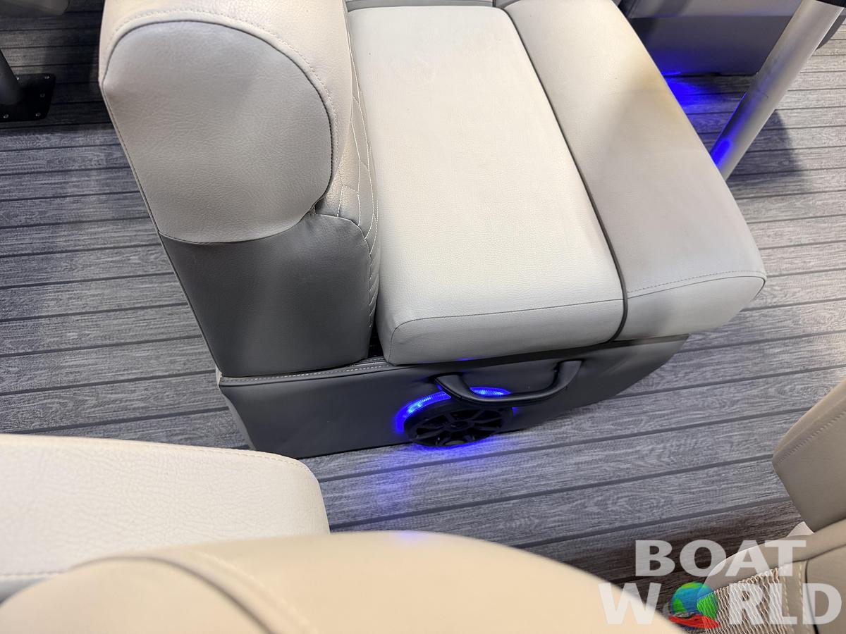 Used 2021 Montego Bay 8522 Fish & Cruise Deluxe Pontoon & 90HP Honda 4Stroke -$29,995