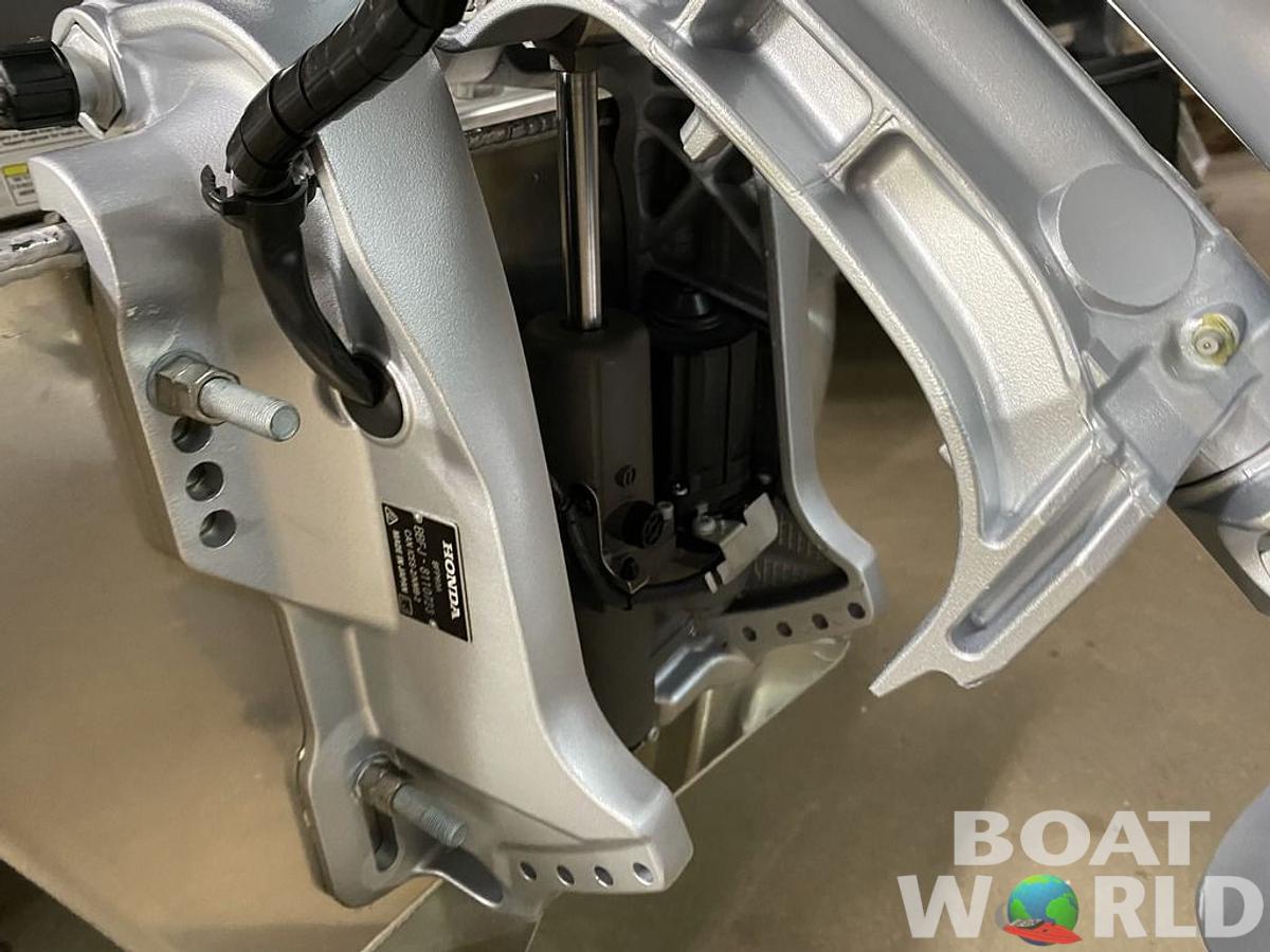 2025 Honda Marine 60HP Power Thrust 4-Stroke EFI Outboard Motor *New*