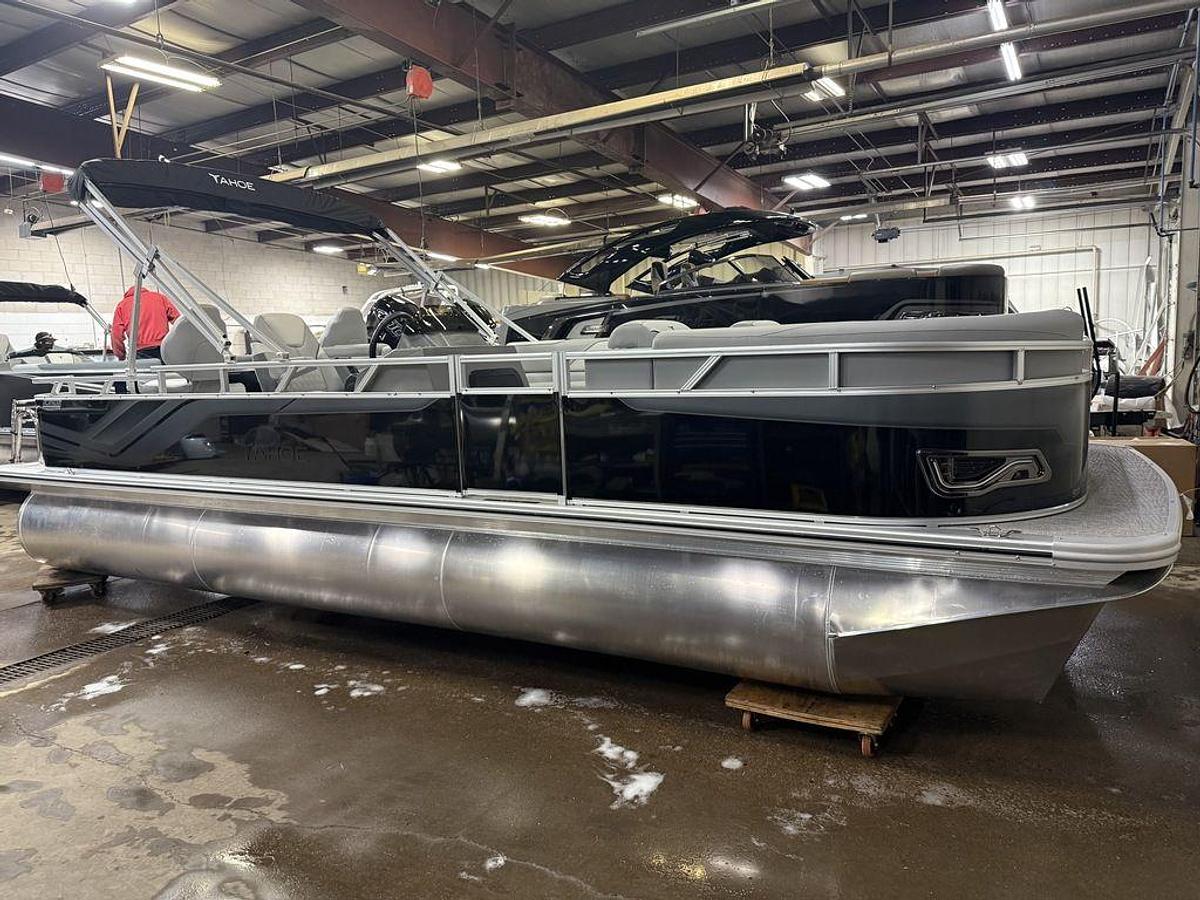 2025 Tahoe Pontoons Sport 2385 Rear Fish & Honda 4-Stroke EFI