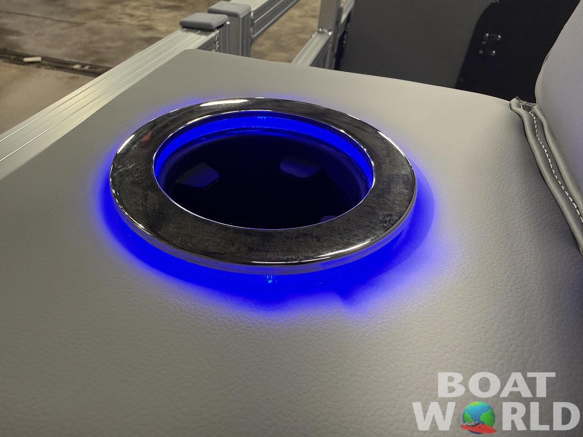 2026 Tahoe Pontoons Sport 2385 Rear Fish Tritoon 