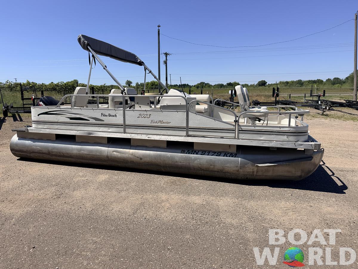 Used 2010 Palm Beach 2023 Fishmaster & 60HP Mercury 4Stroke -$12,995