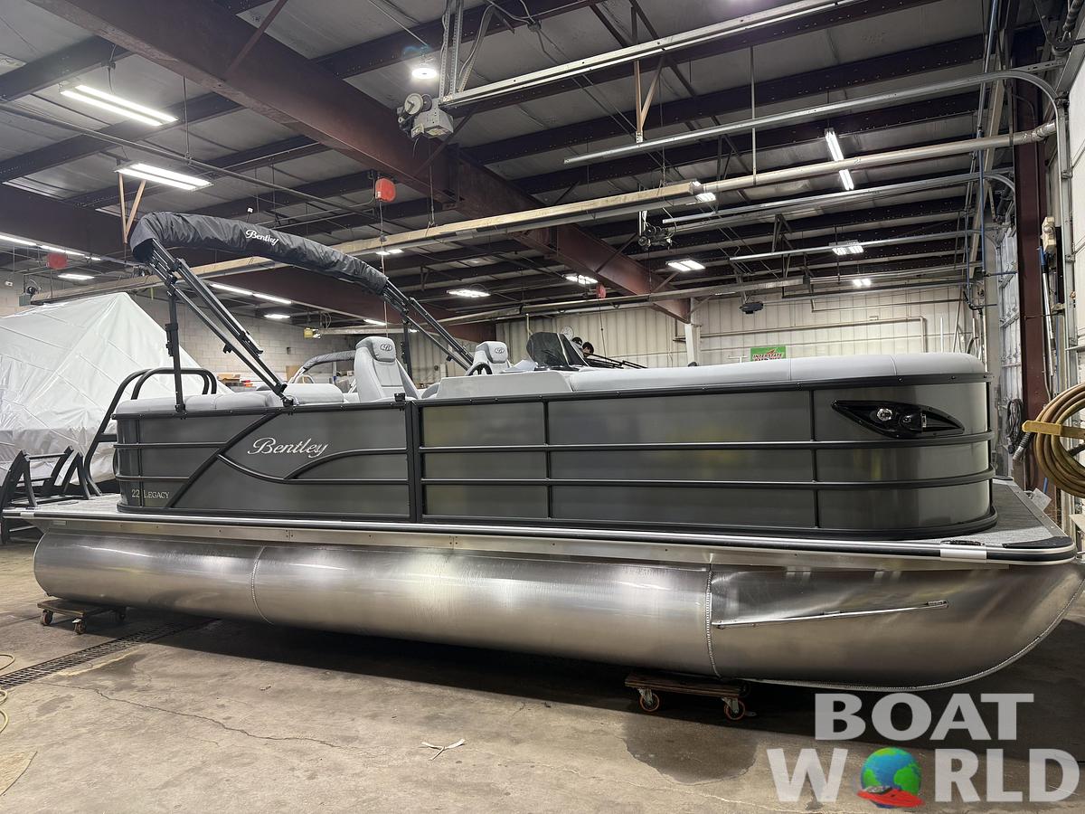 2027 Bentley Legacy 220 Navigator Quad Lounge Pontoon $41995