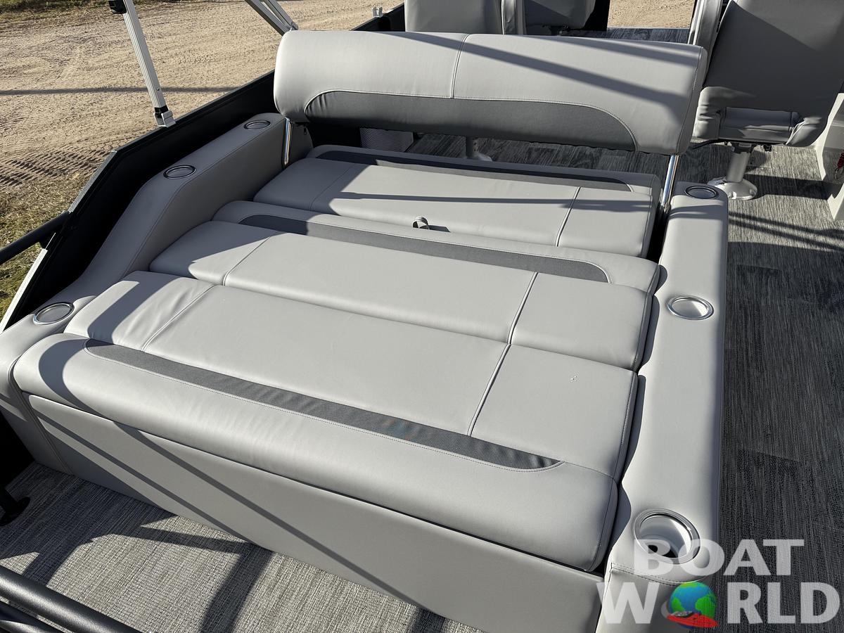 2026 Bentley Pontoons Forward Fish 220 Swingback