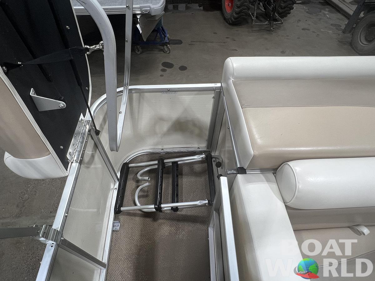 Used 2005 Sweetwater Tuscany 2286 & 40HP Yamaha 4Stroke -$12,995