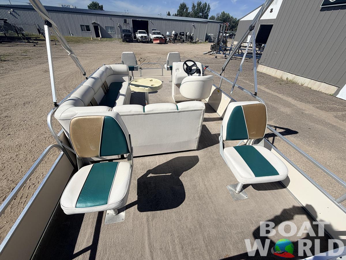 Used 2006 Elete 2021 Party Fish & 50HP Yamaha - $9,995