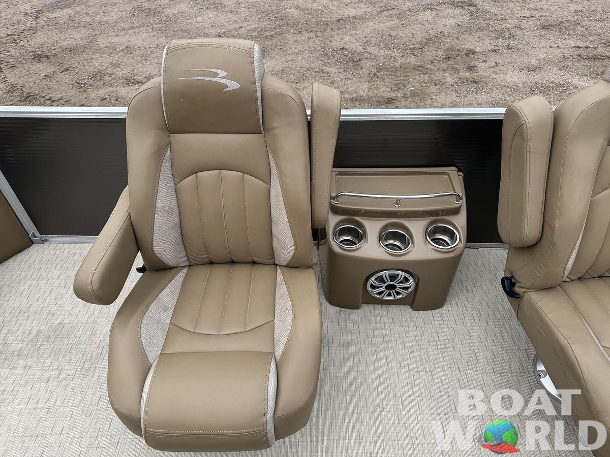 Used 2016 Bennington 2250 GSR Pontoon