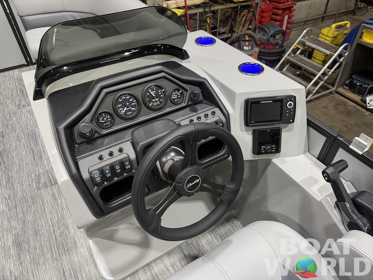 2026 Bentley Pontoons Legacy 220 Swingback 