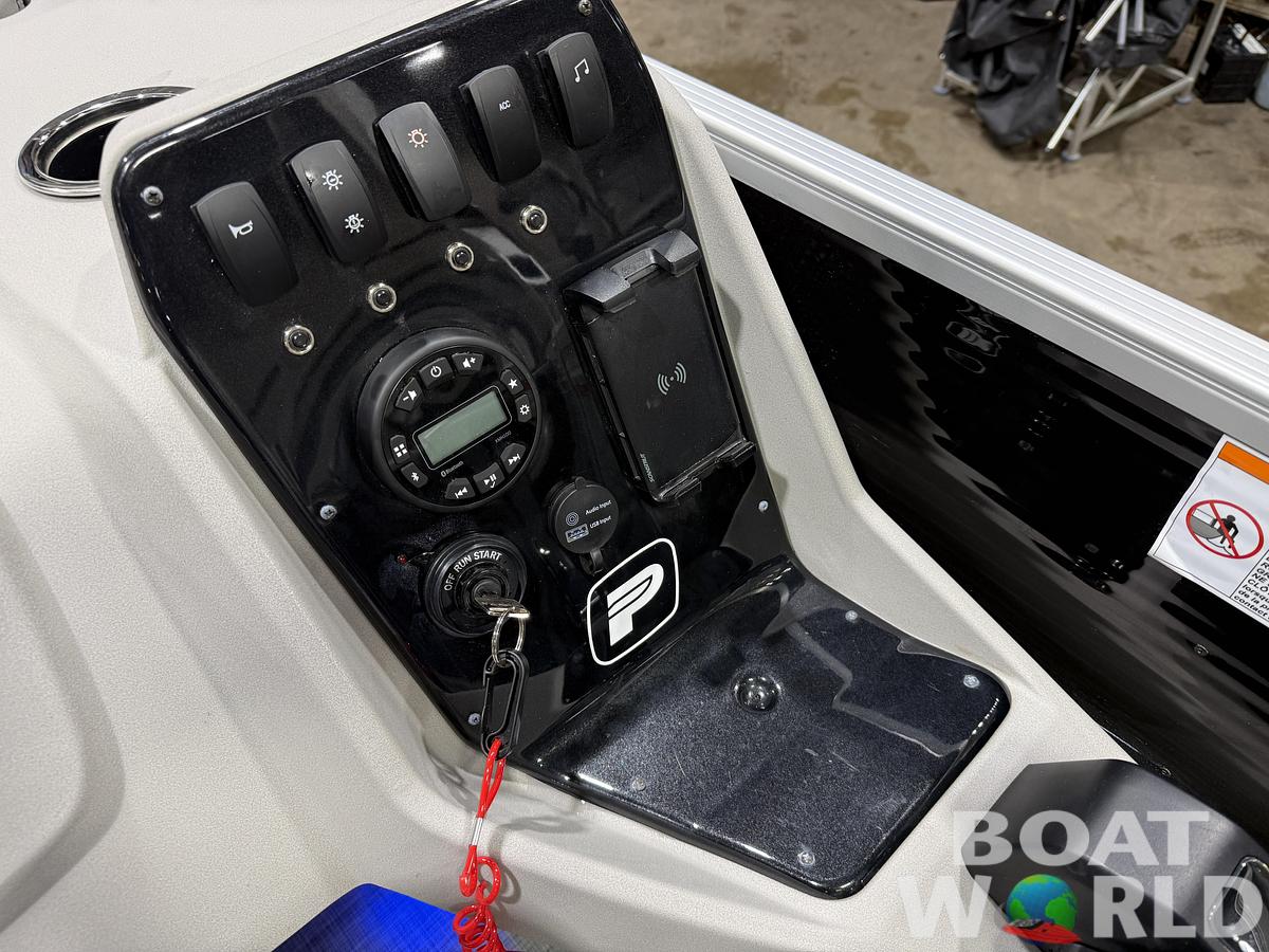 2025 Princecraft 23' Swingback & 150HP 