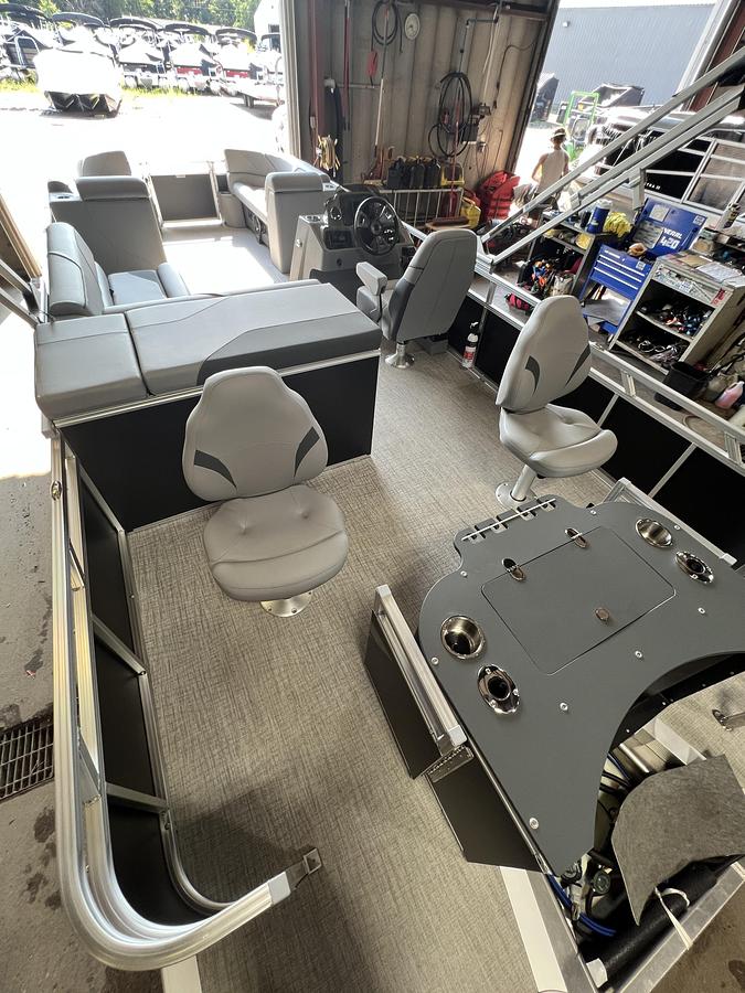 Used 2026 Tahoe Pontoons Sport 2385 Rear Fish & Honda 4-Stroke EFI