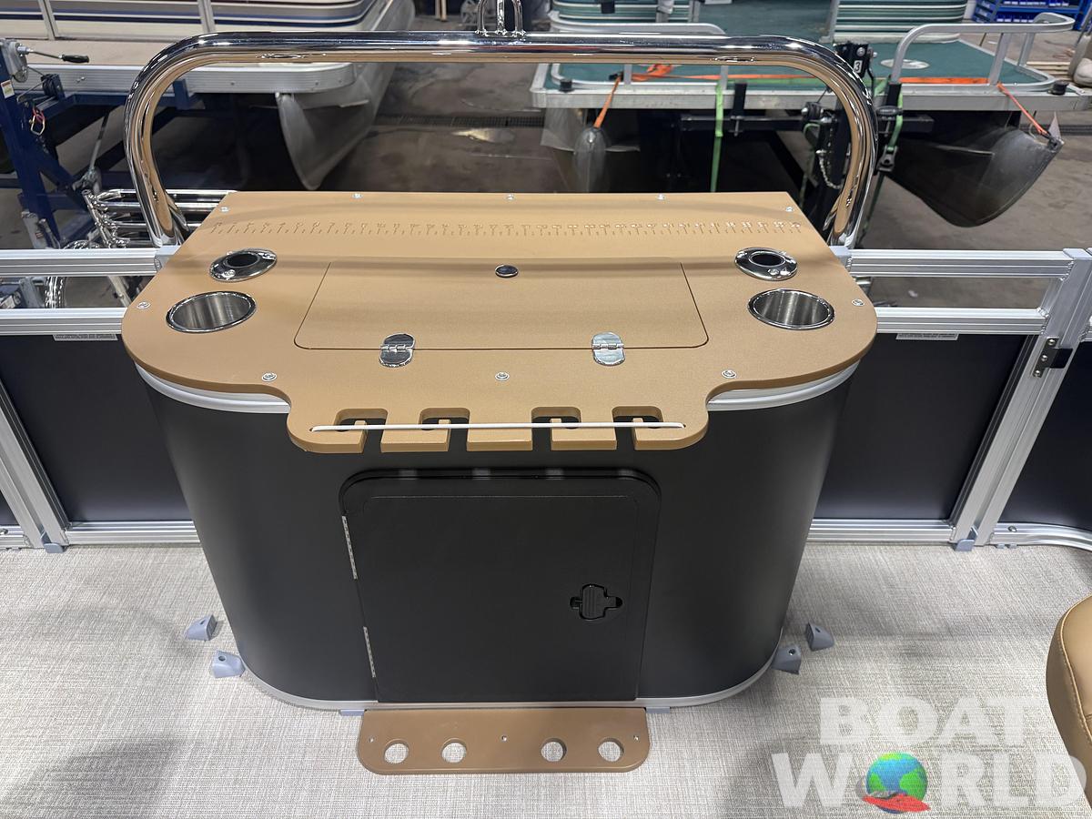 2026 Tahoe Pontoons Sport 2385 Rear Fish Tritoon