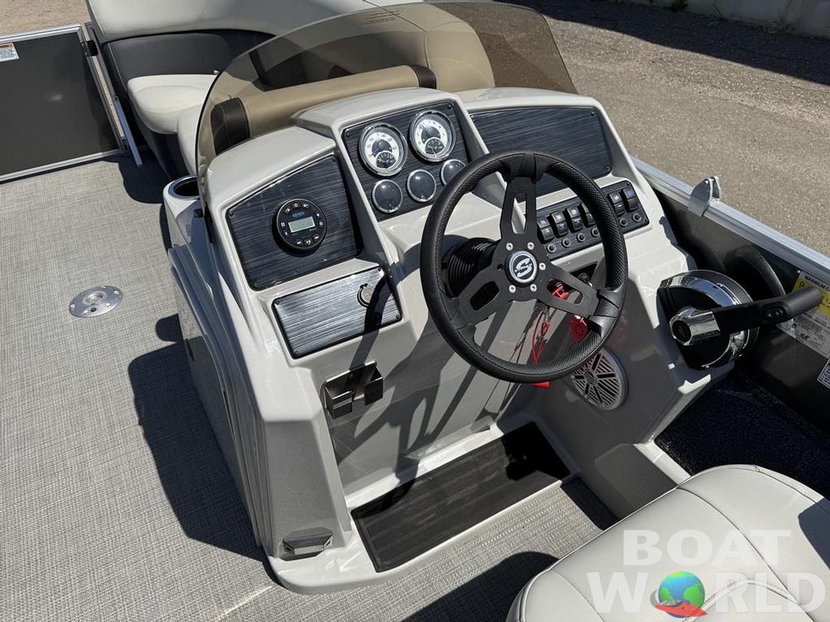 Used 2023 Sylvan 820 Party Fish Pontoon