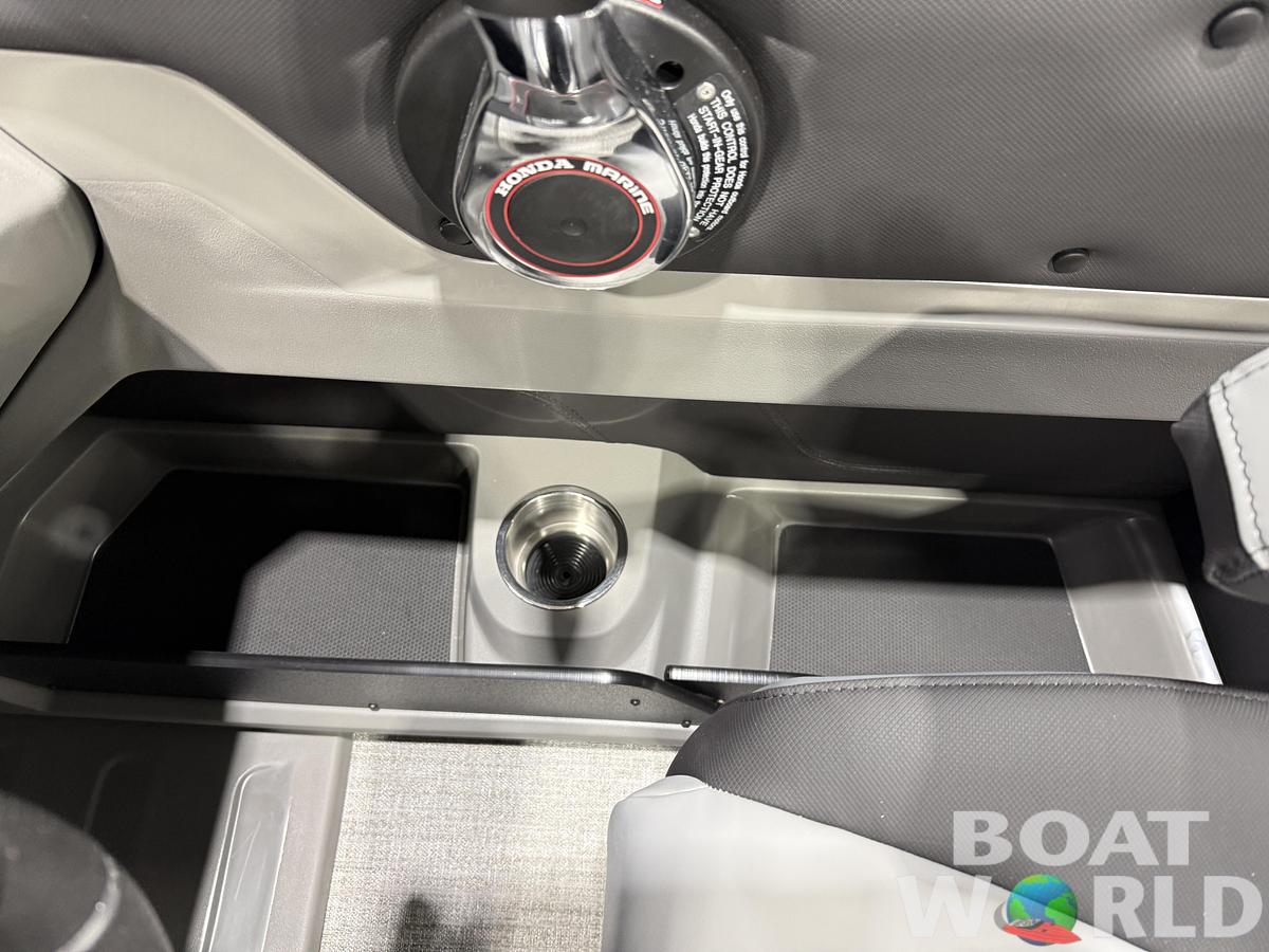 2026 Tahoe Pontoons LTZ 1985 Cruise Rear Bench (CRB) 