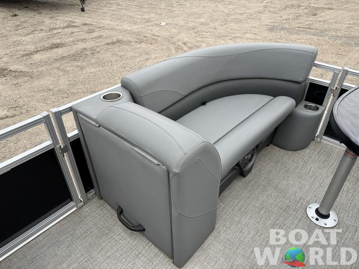 Used 2021 Tahoe Pontoons SLT 18' Quad Lounge & Honda 60HP 4-Stroke EFI