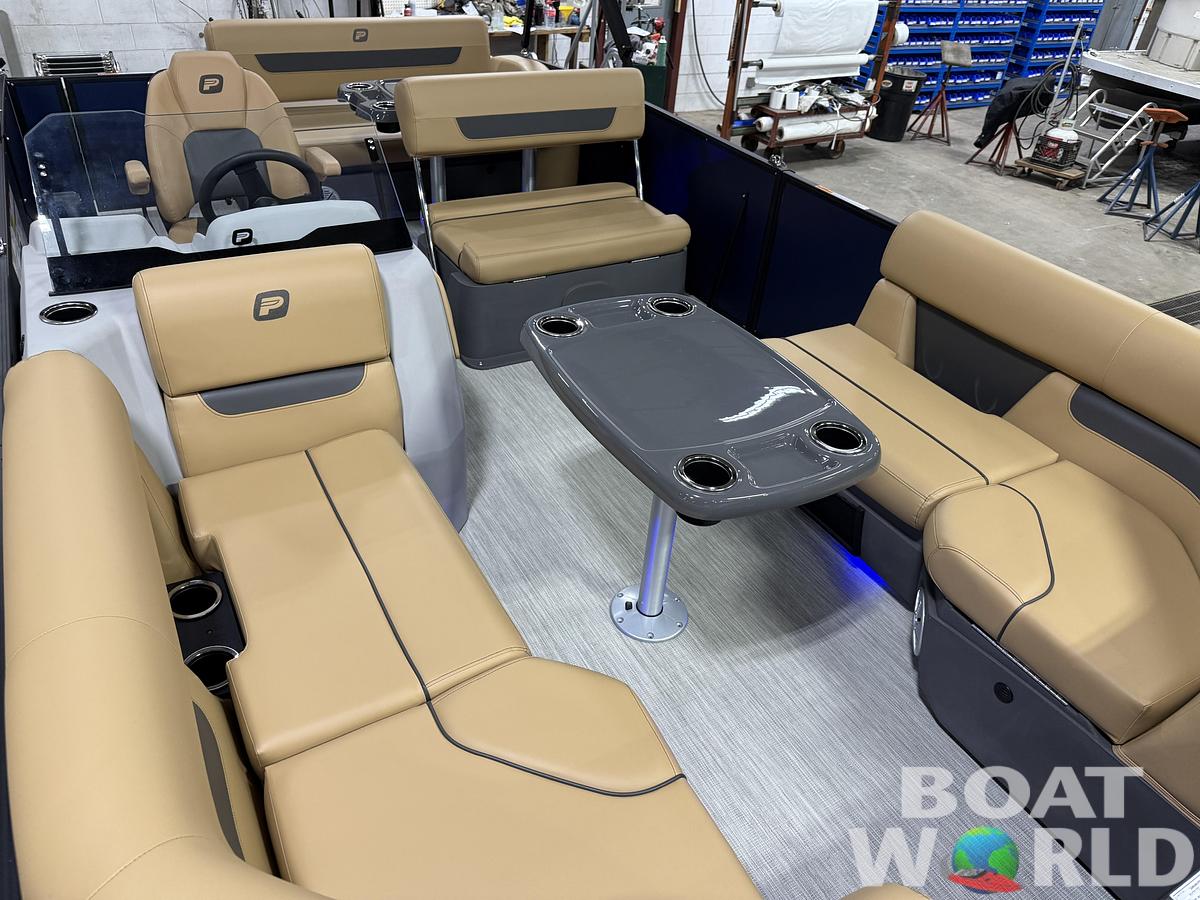 2027 Princecraft Vectra 21 RL Swingback Dinette $35495