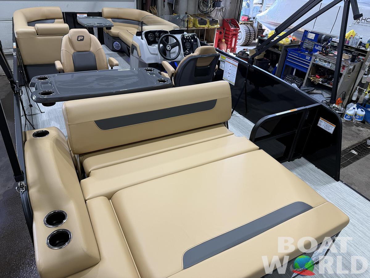 2027 Princecraft Vectra 23 RL SS Swingback Pontoon $36,995