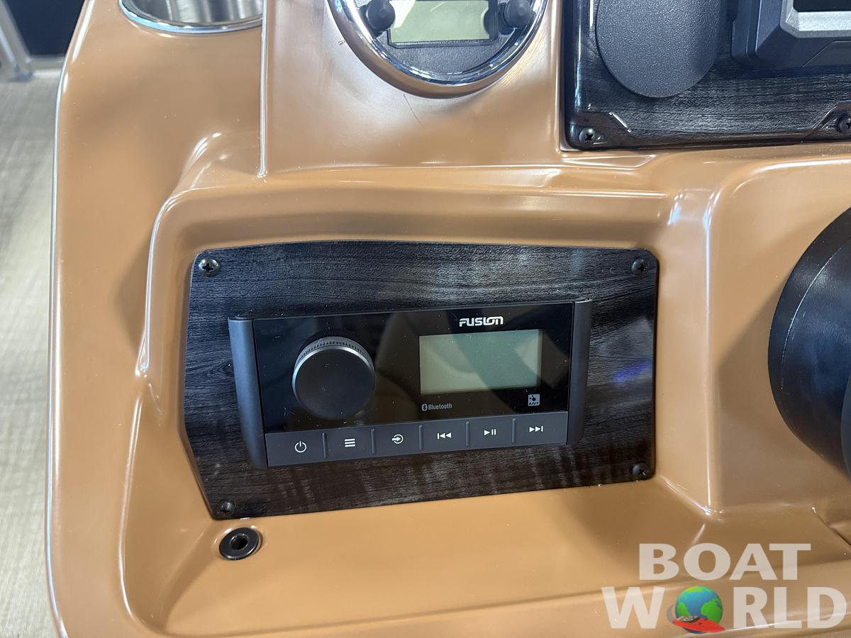 2027 Tahoe Sport VRB 2180 Swingback $33995