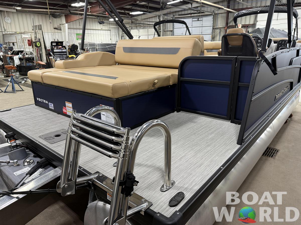 2027 Princecraft Vectra 21 RL Swingback Dinette $35495