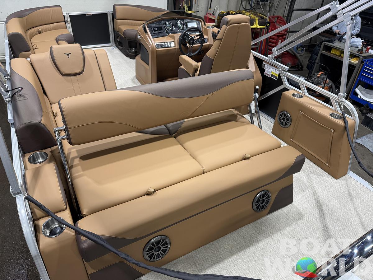 2026 Tahoe Pontoons LTZ 1985 Cruise Rear Bench (CRB)