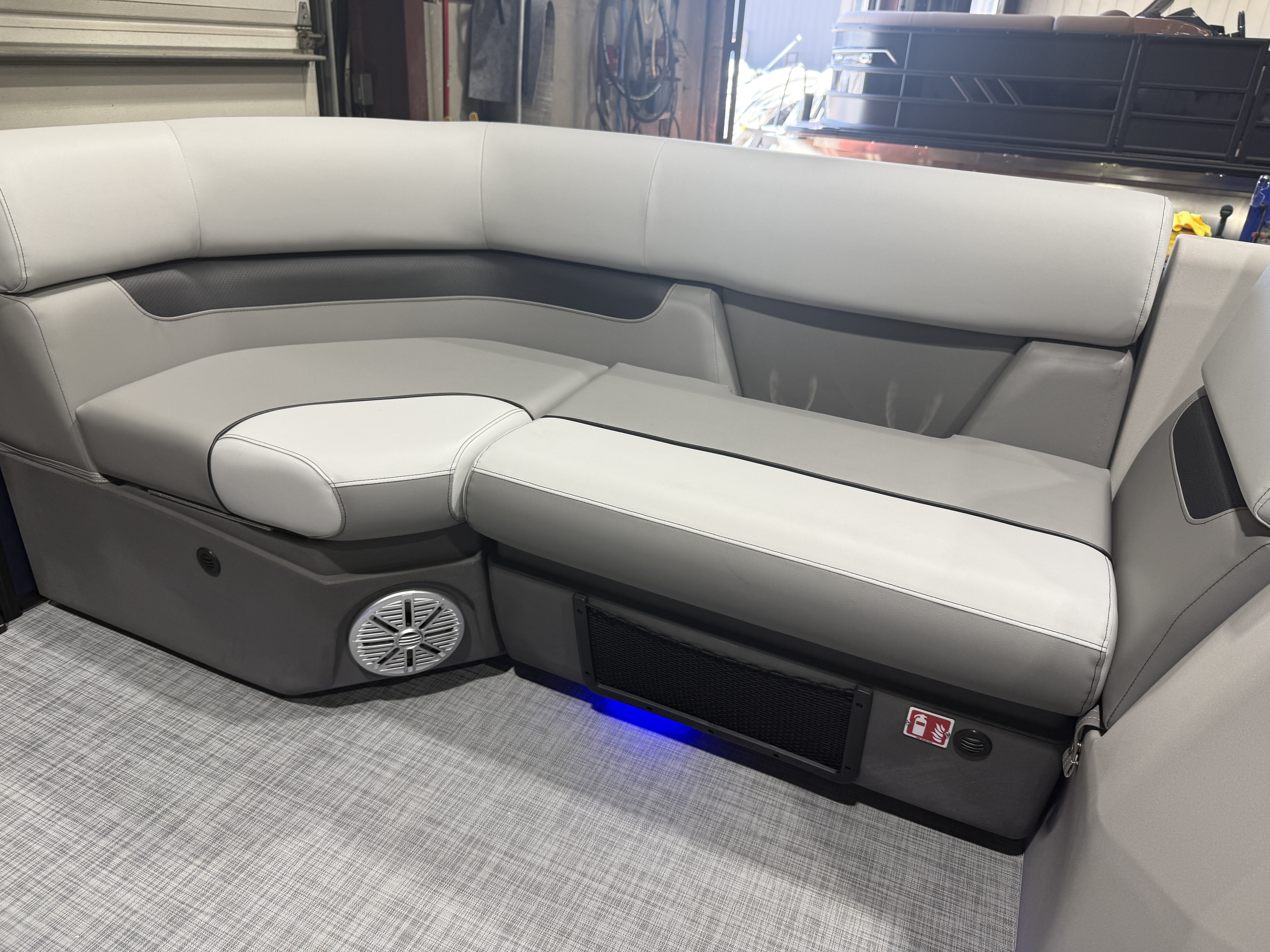 2027 Princecraft 21 Sportfisher 2RS Pontoon $34995