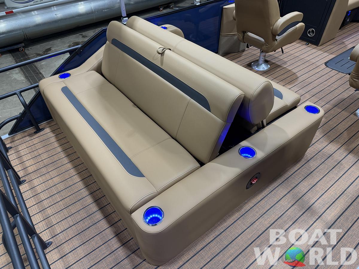 2026 Bentley Legacy 223 Swingback Tritoon $52995