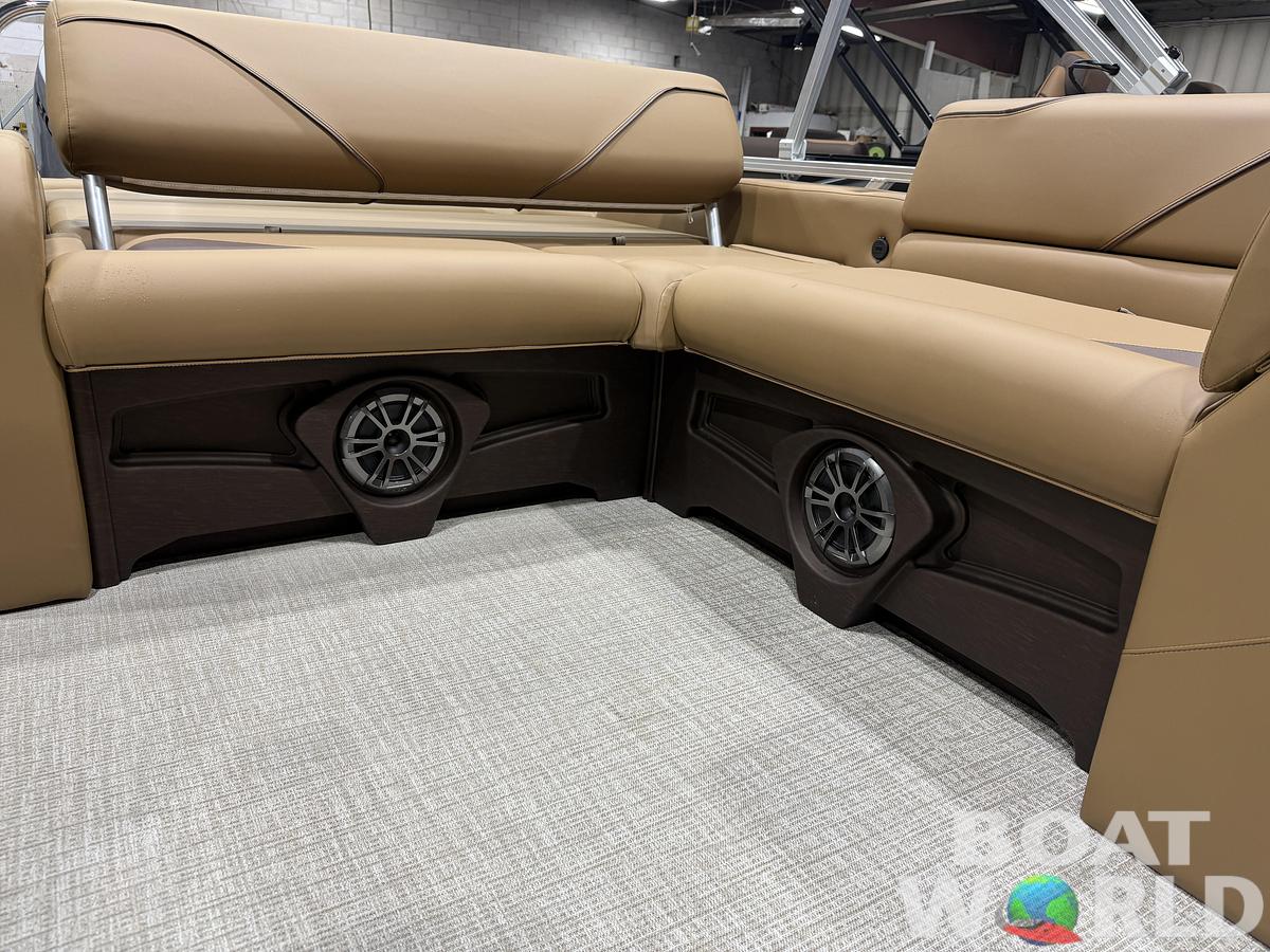2027 Tahoe Sport VRB 2385 Swingback & 140HP $41995