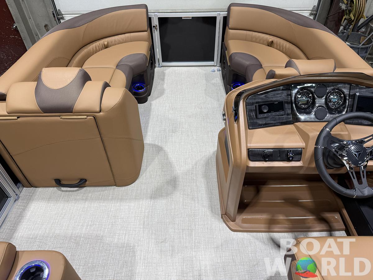 2026 Tahoe Pontoons LTZ 2385 Swingback (VRL) Tritoon