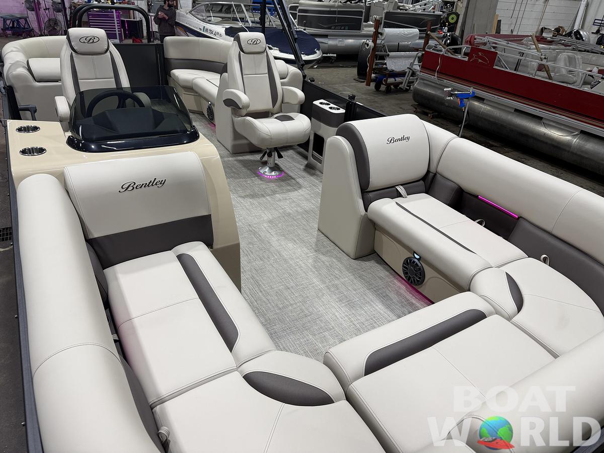 2027 Bentley Legacy 220 Navigator Quad Lounge Pontoon $42995