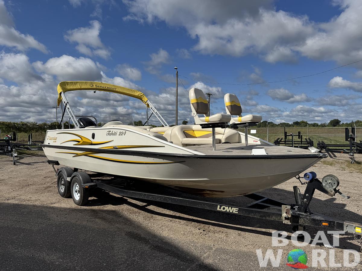Used 2007 Lowe Suncruiser Tahiti 224 Deck Boat