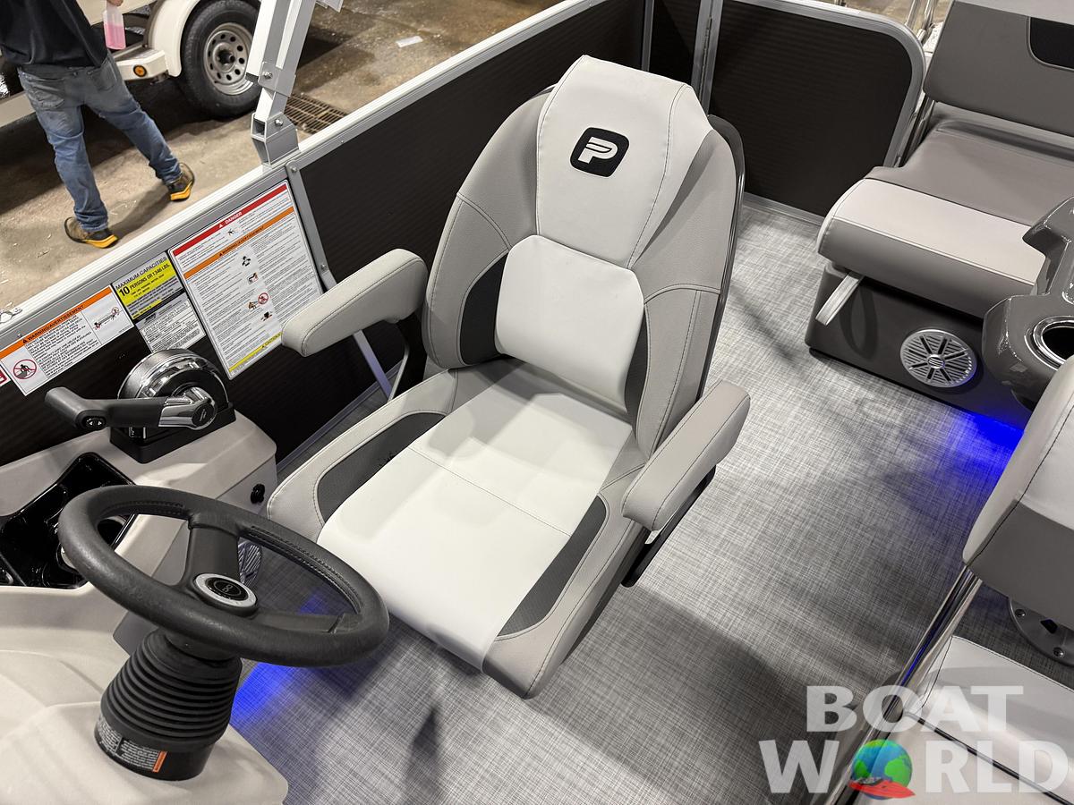 2026 Princecraft Vectra 21 RL Swingback Dinette Pontoon 