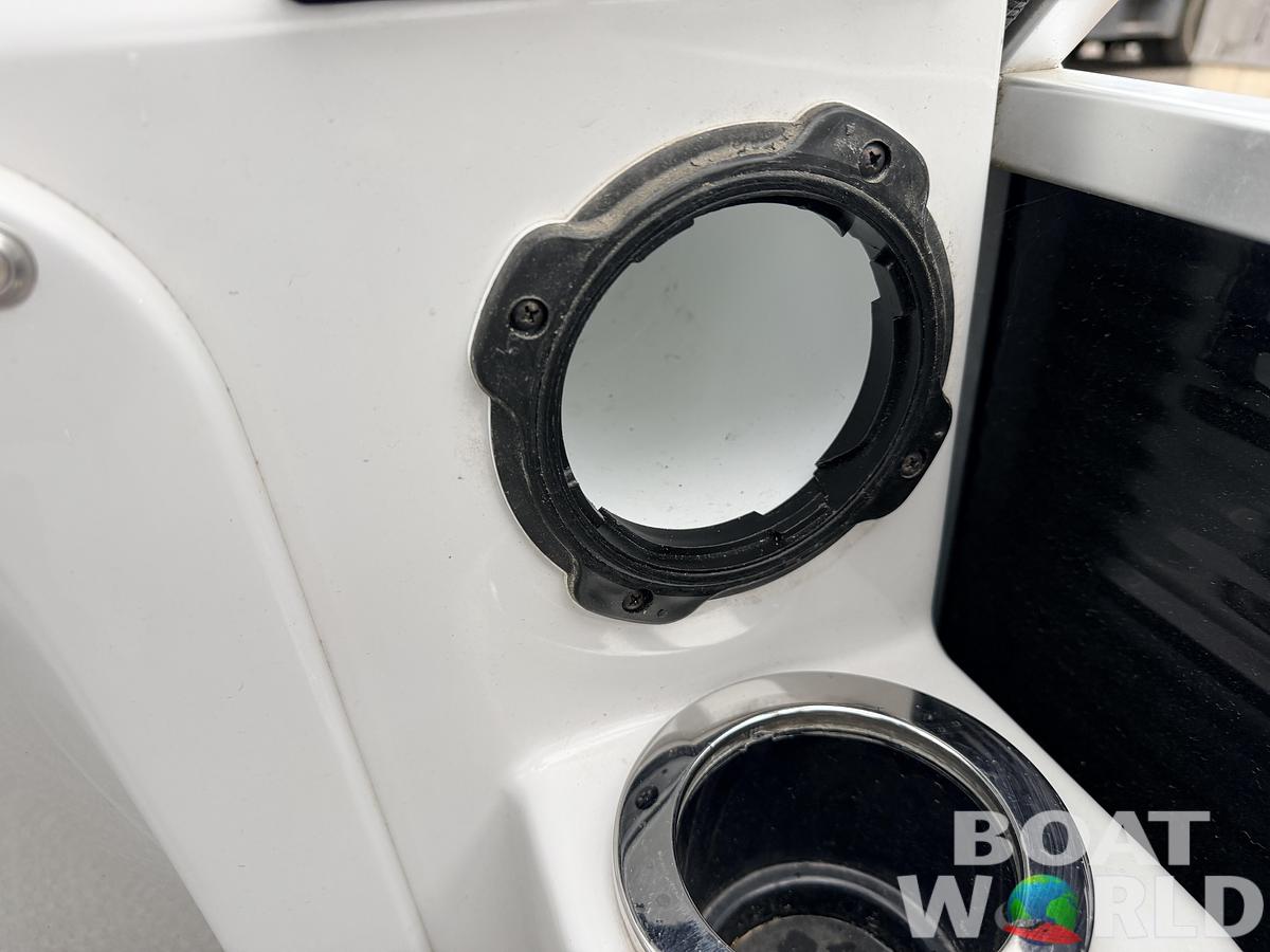 Used 2019 Qwest 822 Fish & Cruise Tritoon & 150HP Honda 4Stroke - $39,995