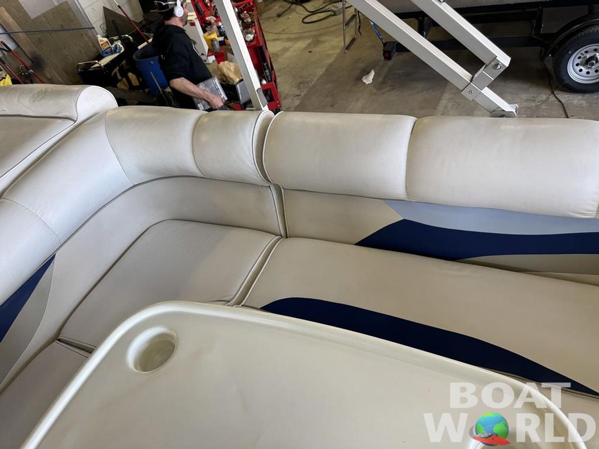 Used 2006 Weeres SunDeck 220 Pontoon