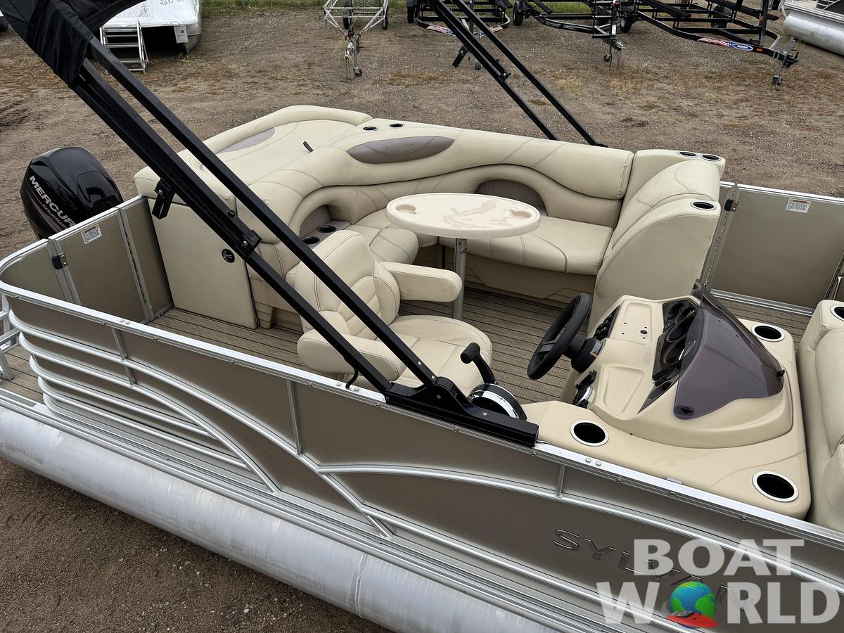 Used 2018 Sylvan Mirage 820 Cruise