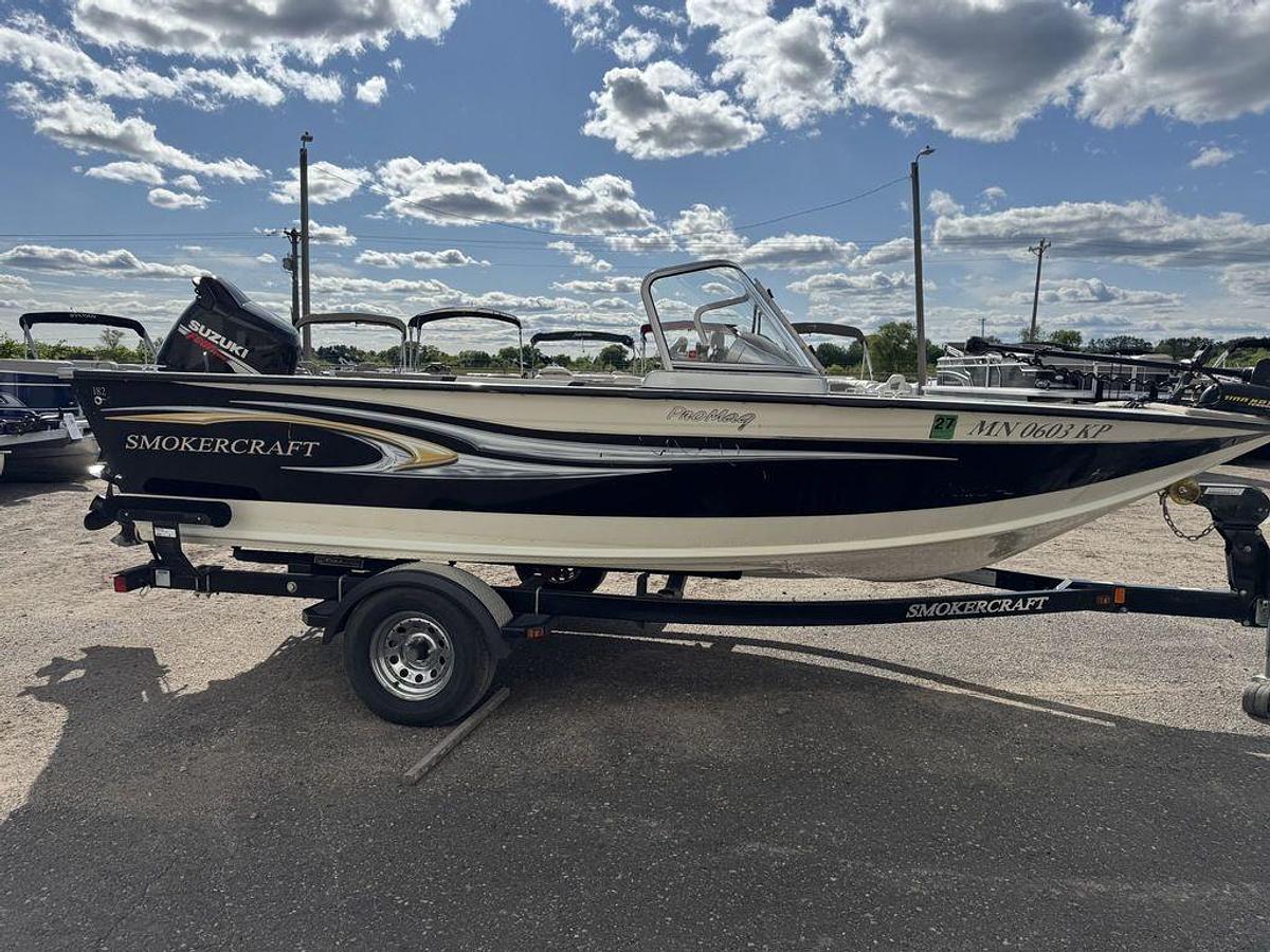 Used 2010 Smoker Craft Pro Mag 182