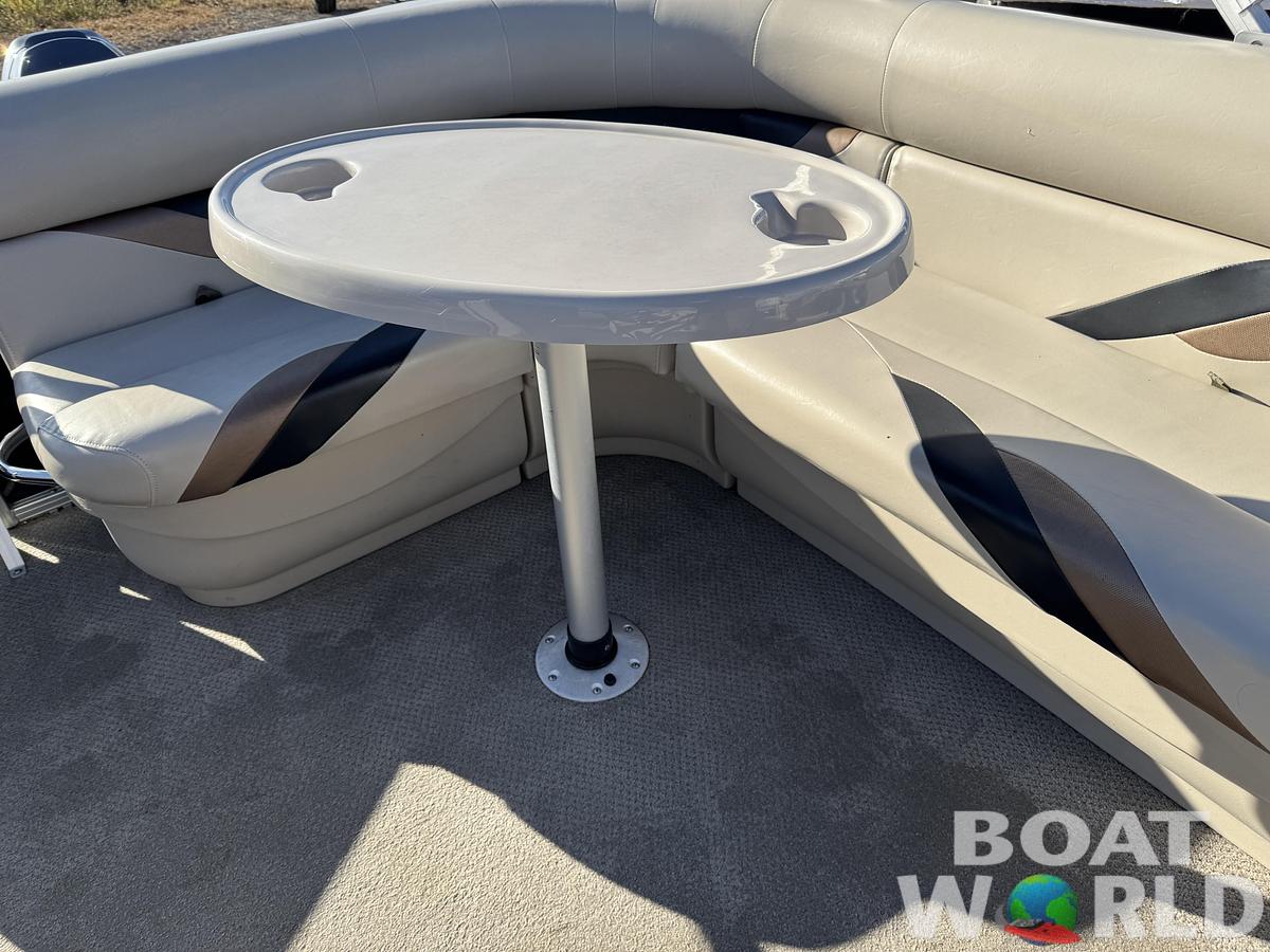 Used 2012 SunChaser Oasis 820 Pontoon