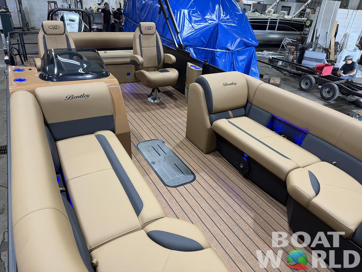 2027 Bentley 300hp Swingback Legacy 243 Tritoon $69995