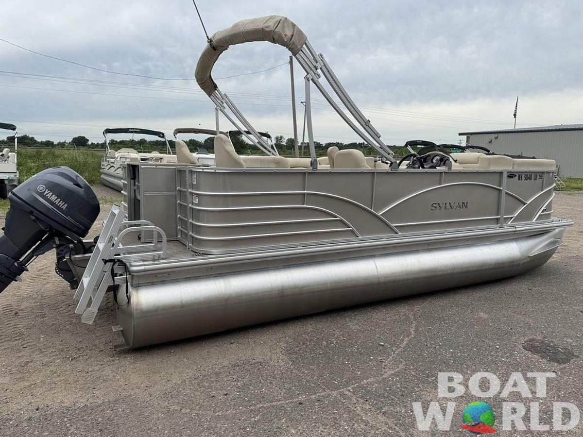 Used 2017 Sylvan 820 Cruise-n-Fish Pontoon