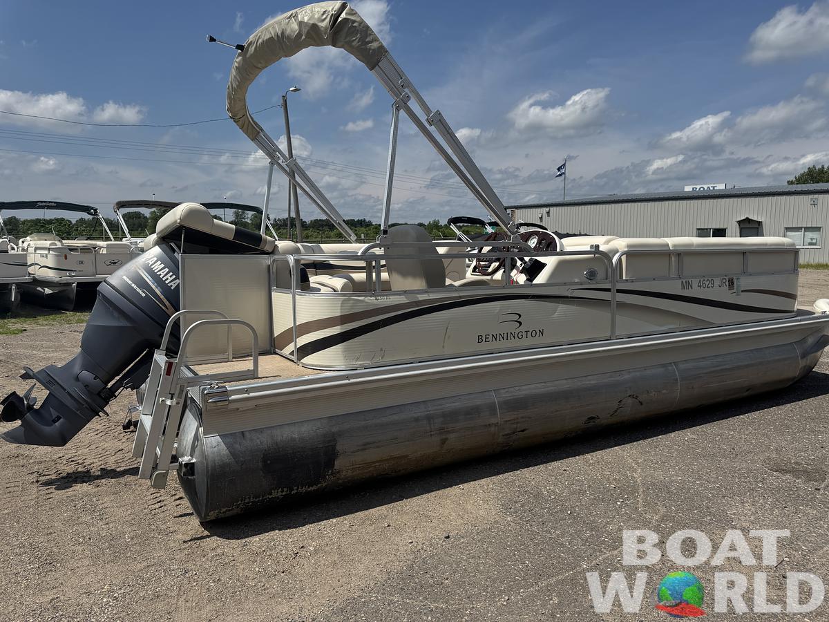 Used 2004 Bennington 2250 RL