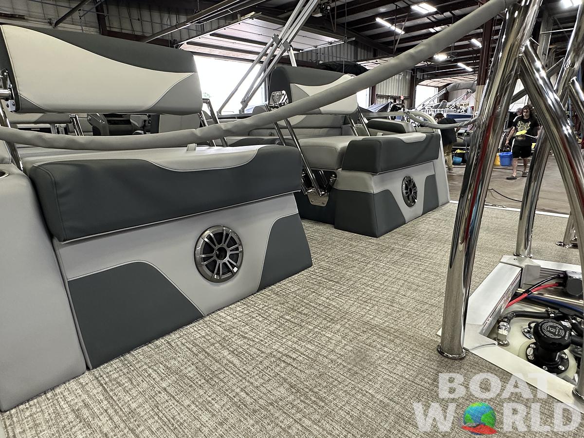 2025 Tahoe Pontoons LTZ 2385 Quad Lounge Shift Flip & Honda 4-Stroke EFI