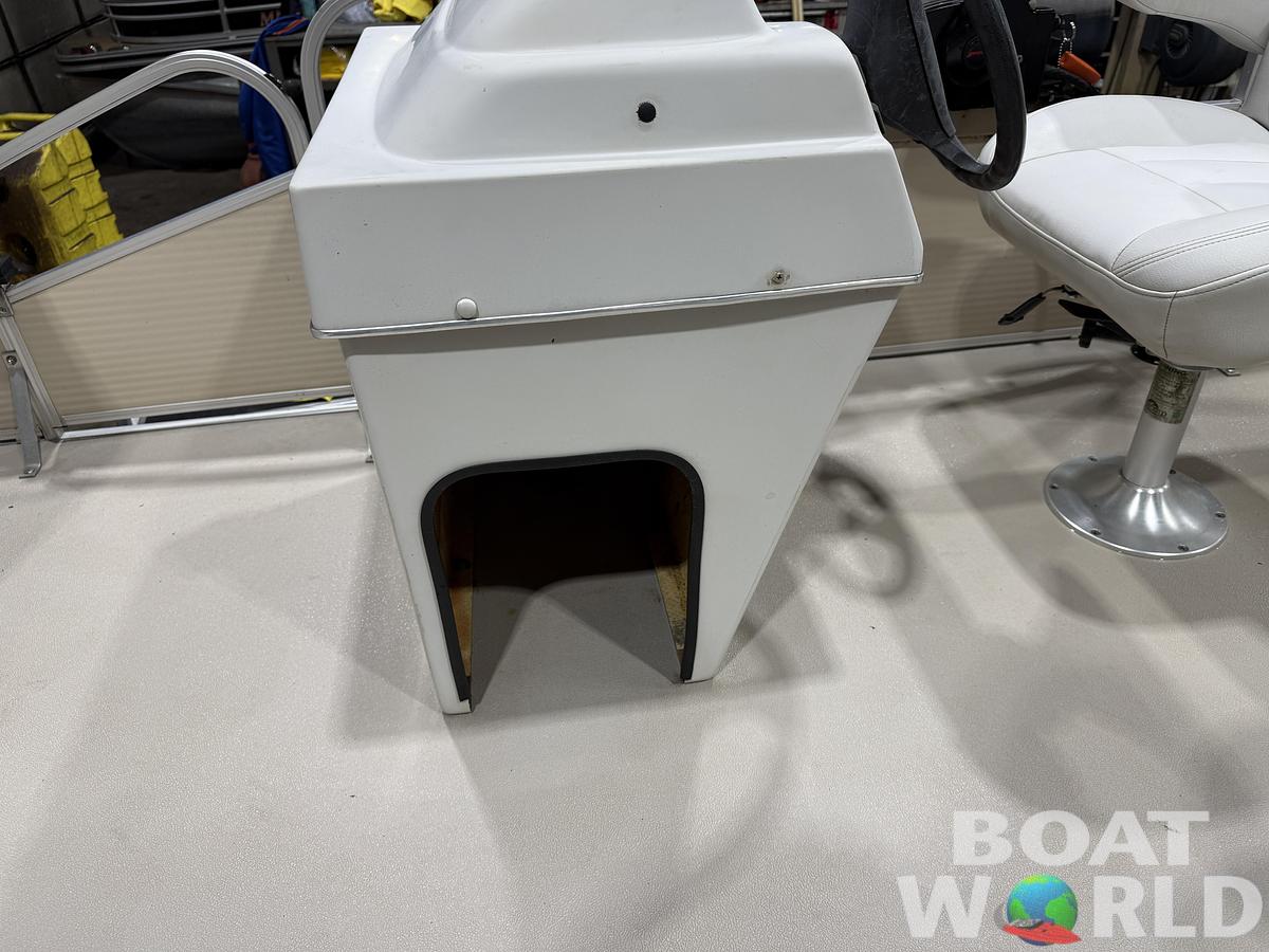 Used 2008 Weeres 18' Quad Fish