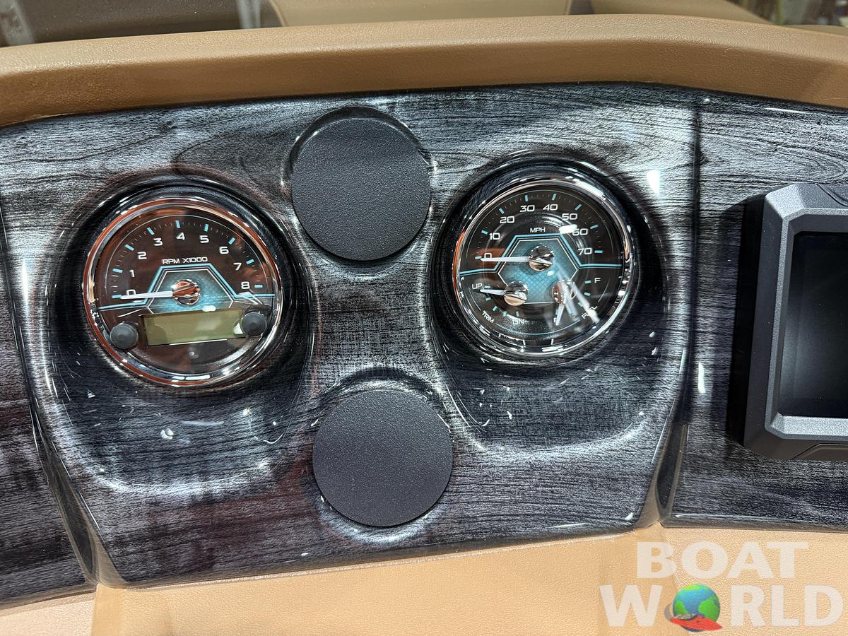 2026 Tahoe Pontoons LTZ 2385 Quad Lounge Tritoon