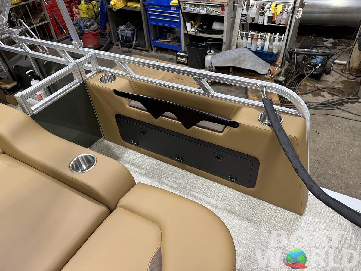 2026 Tahoe Pontoons Sport 2180 Swingback (VRB)