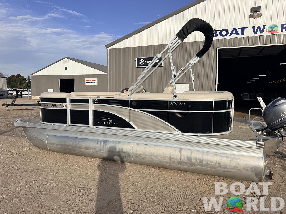 Used 2018 Bennington 20 SSRX & 50HP Yamaha 4 Stroke -$24,995